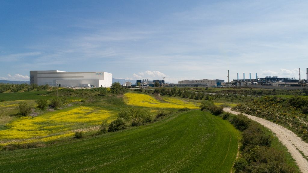 planta productiva de Viscofan en Cáseda, la primera del sector alimentario español equipada con 5G, un despliegue acometido por Telefónica