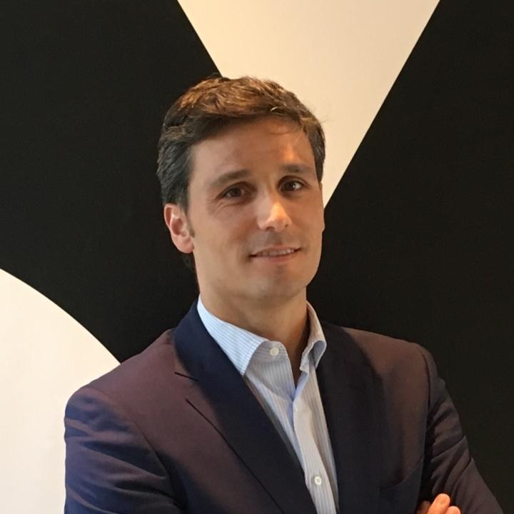 El valor de la Inteligencia Artificial como herramienta empresarial Alfonso García Muriel, director de Negocio de DXC, nos ofrece su visión
